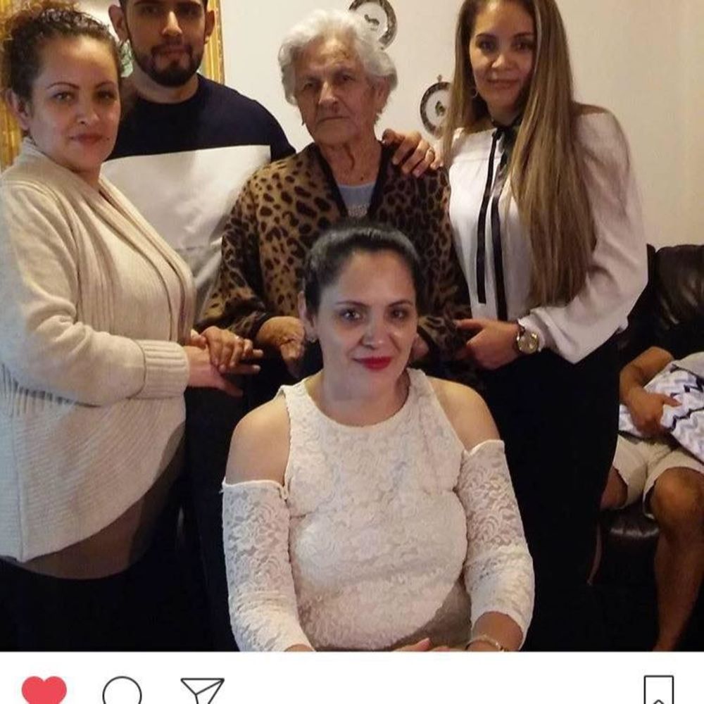 Meet your Posher, Zuniga